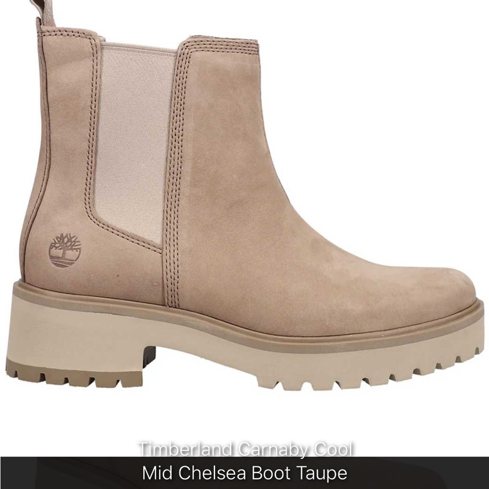 Timberland Women's Tan Ankle Boots - Picture 2 of 6